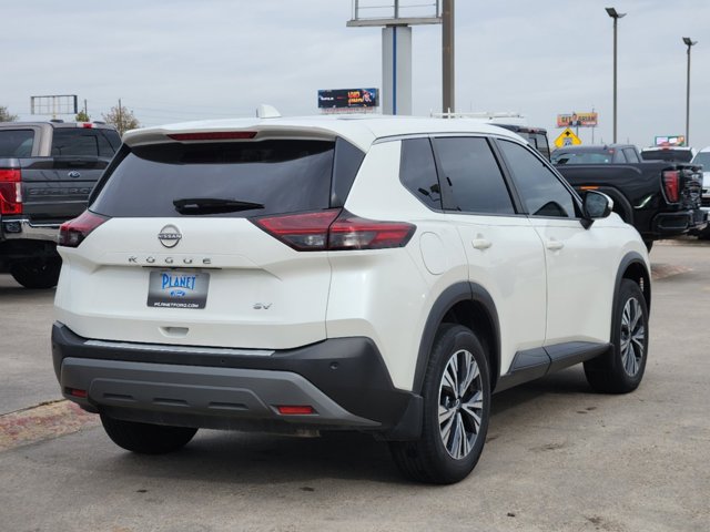 2022 Nissan Rogue SV 4