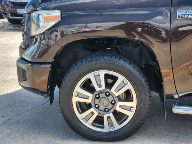 2019 Toyota TUNDRA 4WD  7