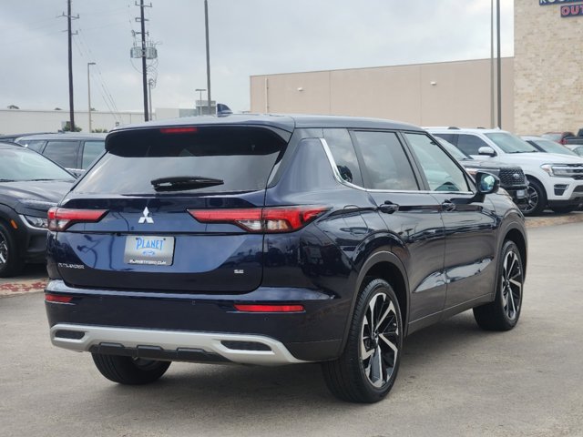 2023 Mitsubishi Outlander SE Black Edition 4