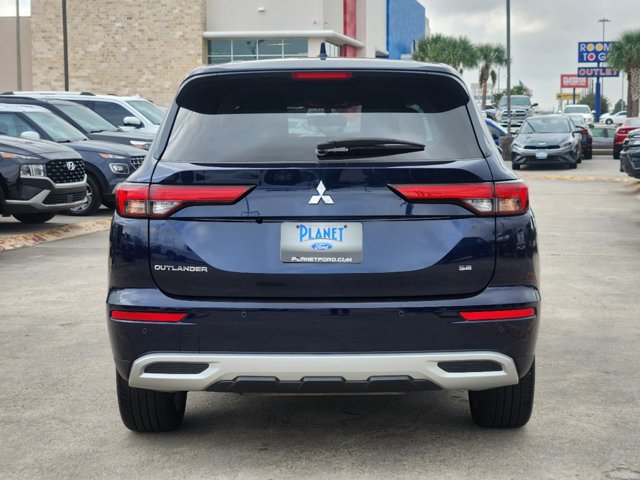 2023 Mitsubishi Outlander SE Black Edition 5