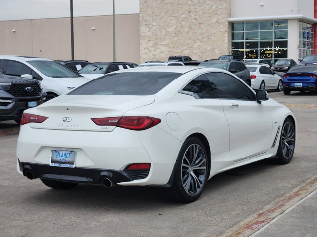 2019 INFINITI Q60 3.0t LUXE 4