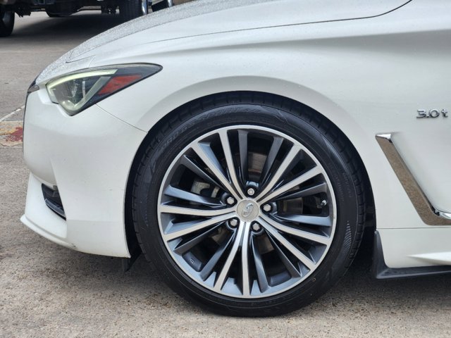 2019 INFINITI Q60 3.0t LUXE 7