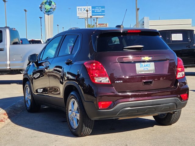 2020 Chevrolet Trax LS 4