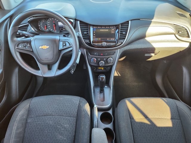 2020 Chevrolet Trax LS 26