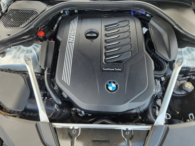 2022 BMW 5-Series 540i 31