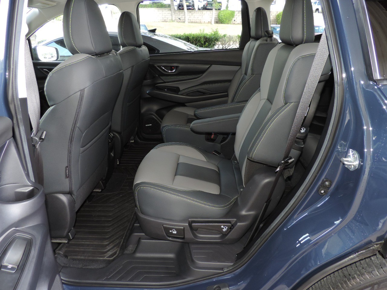 2023 Subaru Ascent Onyx Edition Limited 7-Passeng photo