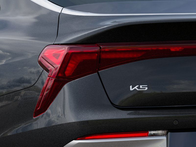 2025 Kia K5 LXS Auto FWD photo