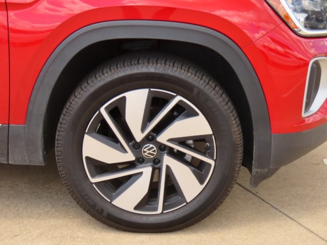 2024 Volkswagen Atlas 2.0T SEL 4MOTION photo