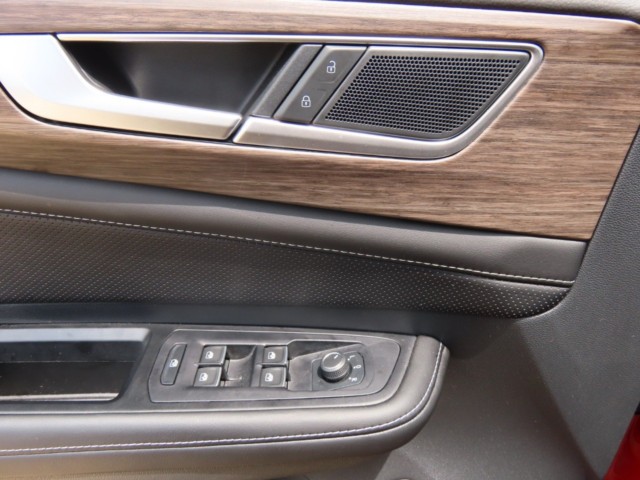 2024 Volkswagen Atlas 2.0T SEL 4MOTION photo