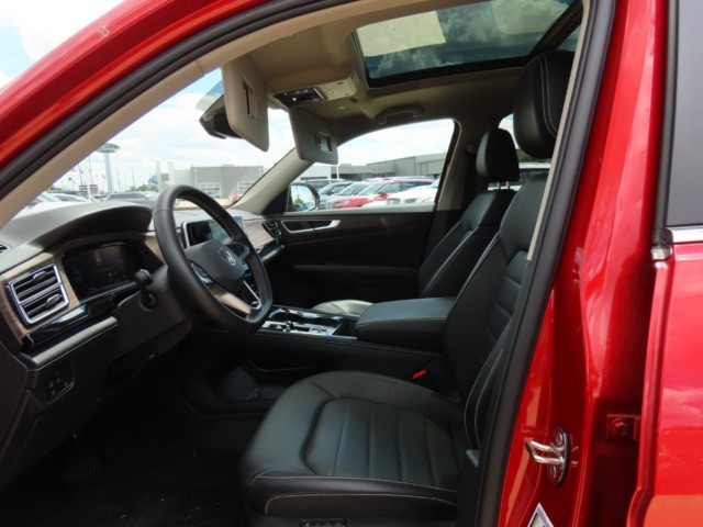 2024 Volkswagen Atlas 2.0T SEL 4MOTION photo