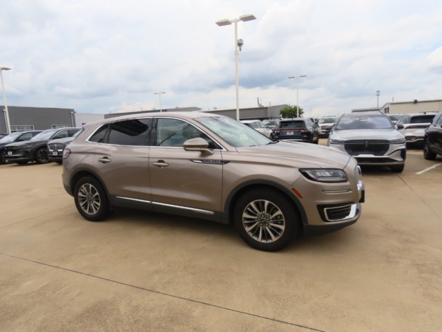 2020 Lincoln Nautilus Standard FWD photo