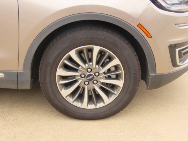 2020 Lincoln Nautilus Standard FWD photo