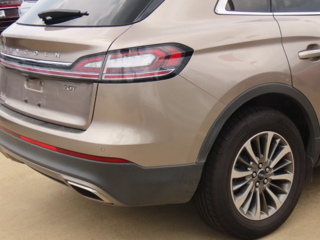 2020 Lincoln Nautilus Standard FWD photo