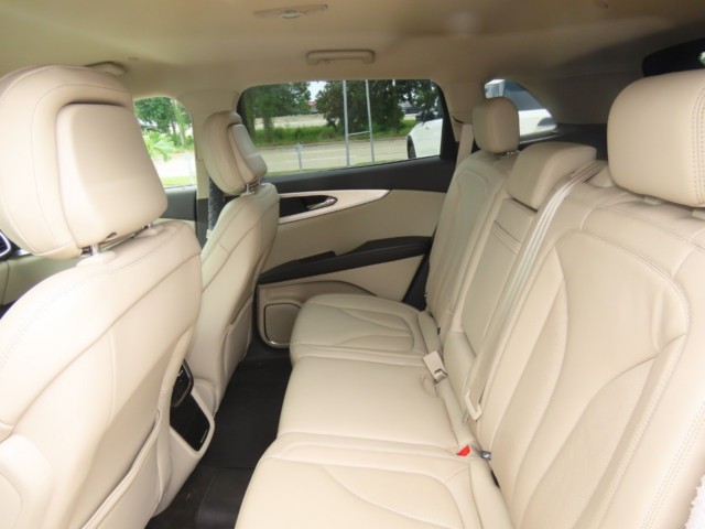 2020 Lincoln Nautilus Standard FWD photo