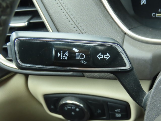 2020 Lincoln Nautilus Standard FWD photo