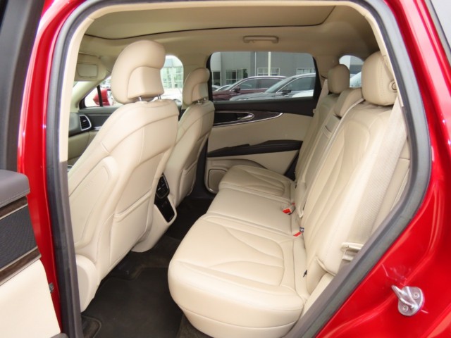 2017 Lincoln MKX Reserve FWD photo