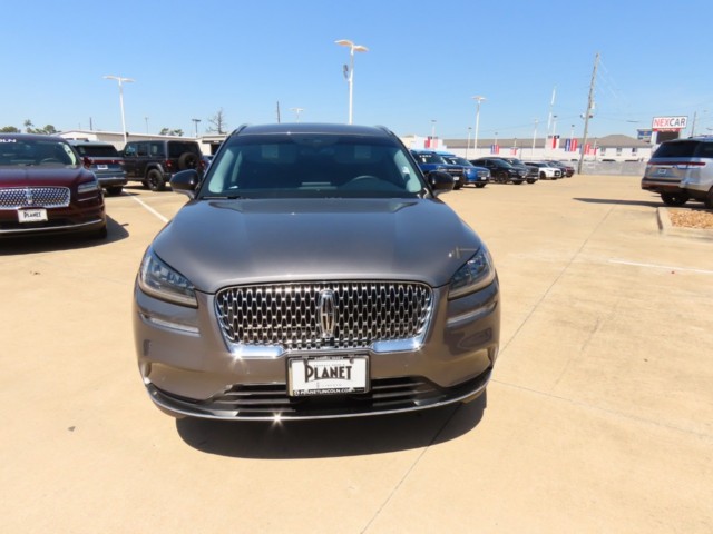 2022 Lincoln Corsair Standard FWD photo