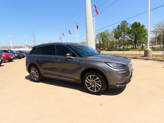 2022 Lincoln Corsair Standard FWD photo