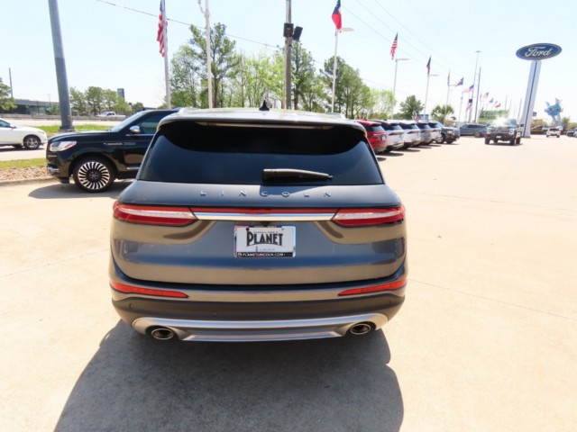 2022 Lincoln Corsair Standard FWD photo