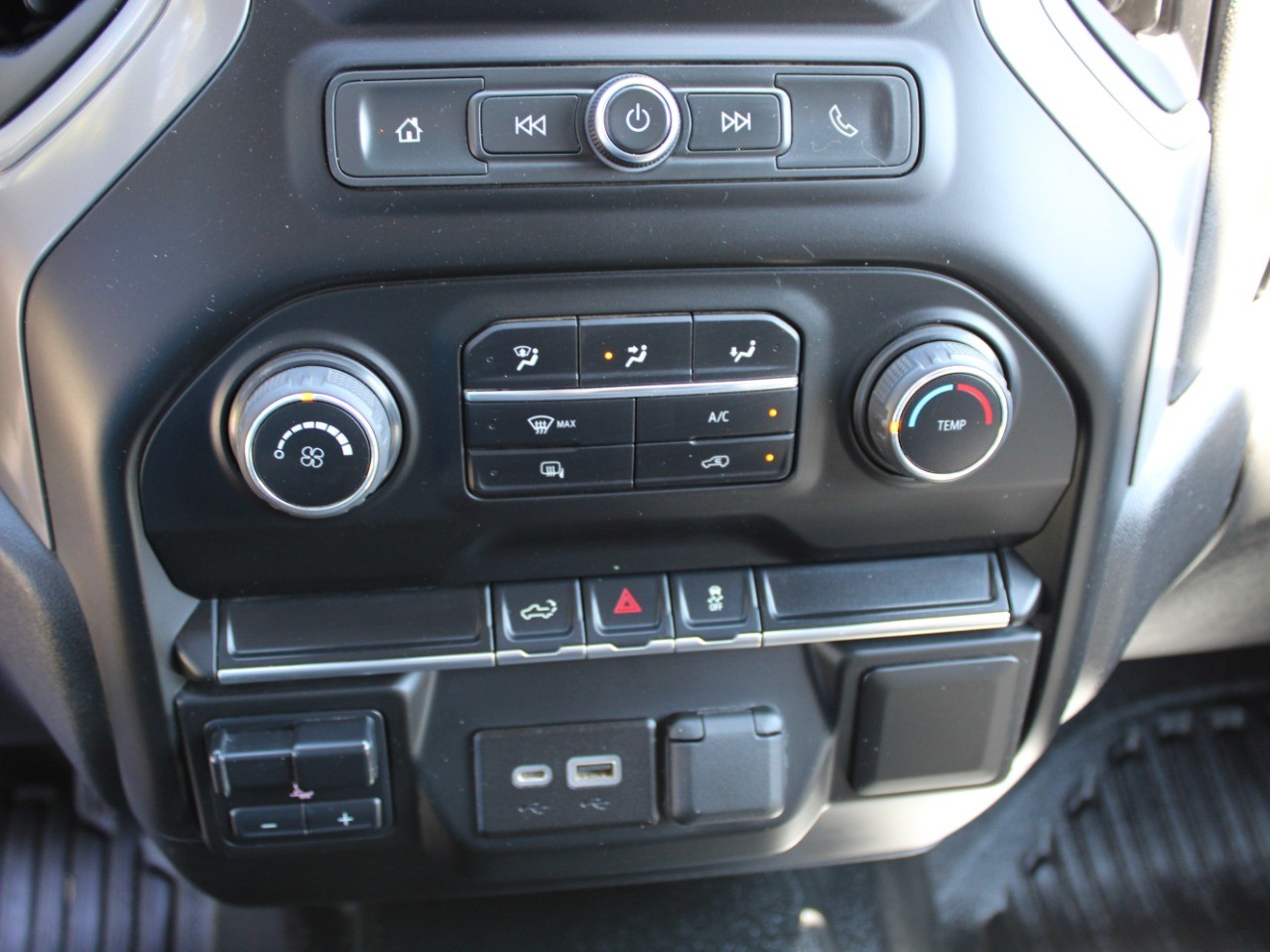 2022 Chevrolet Silverado 2500HD 4WD Crew Cab 172 Work Truck photo