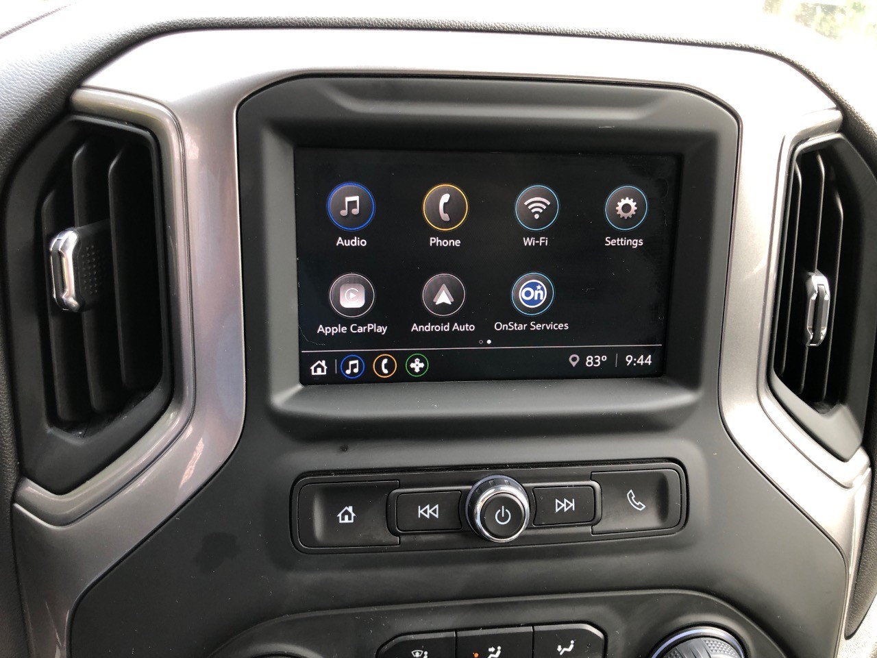 2024 Chevrolet Silverado 1500 2WD Reg Cab 140 Work Truck photo