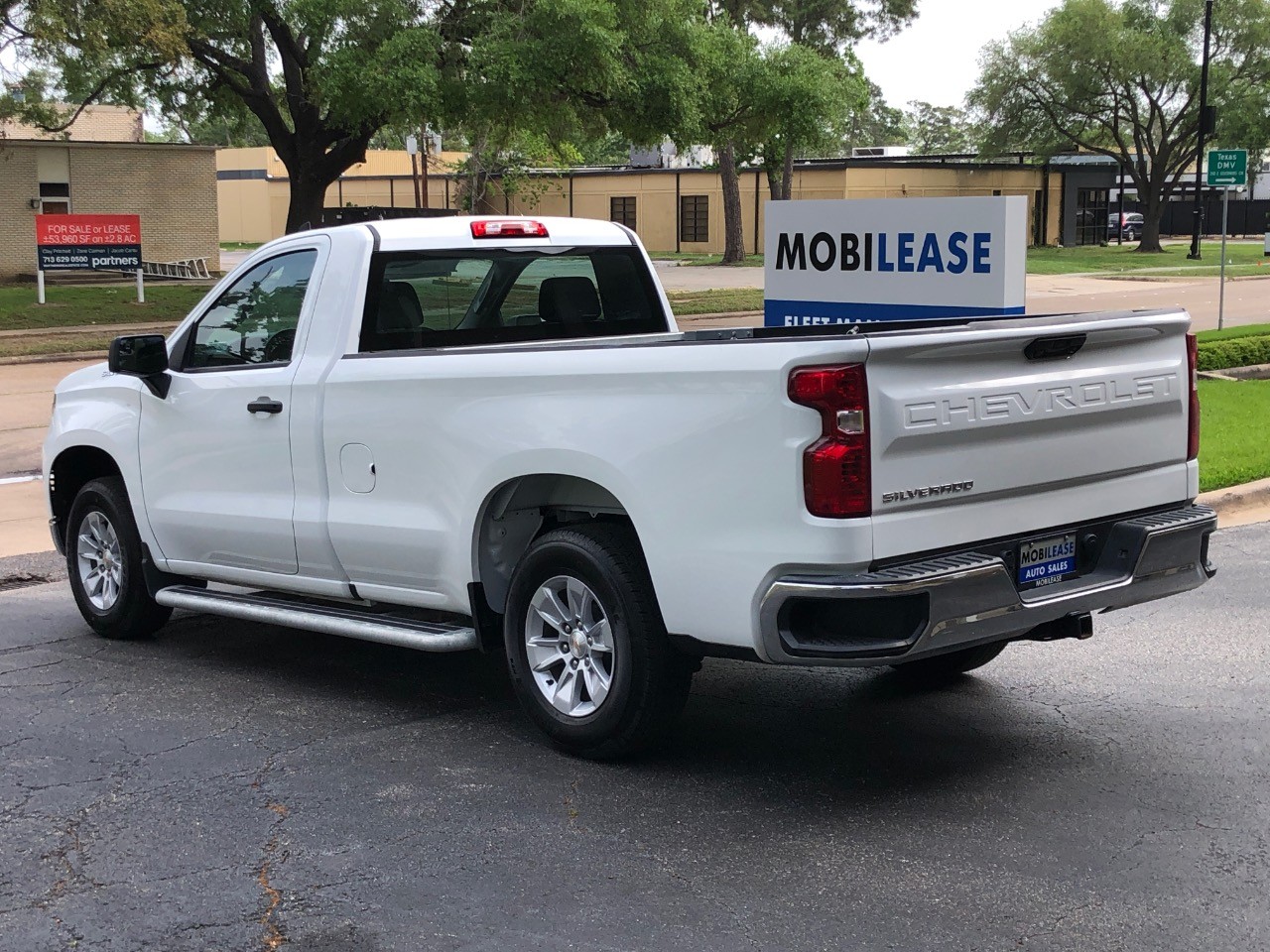 2024 Chevrolet Silverado 1500 2WD Reg Cab 140 Work Truck photo