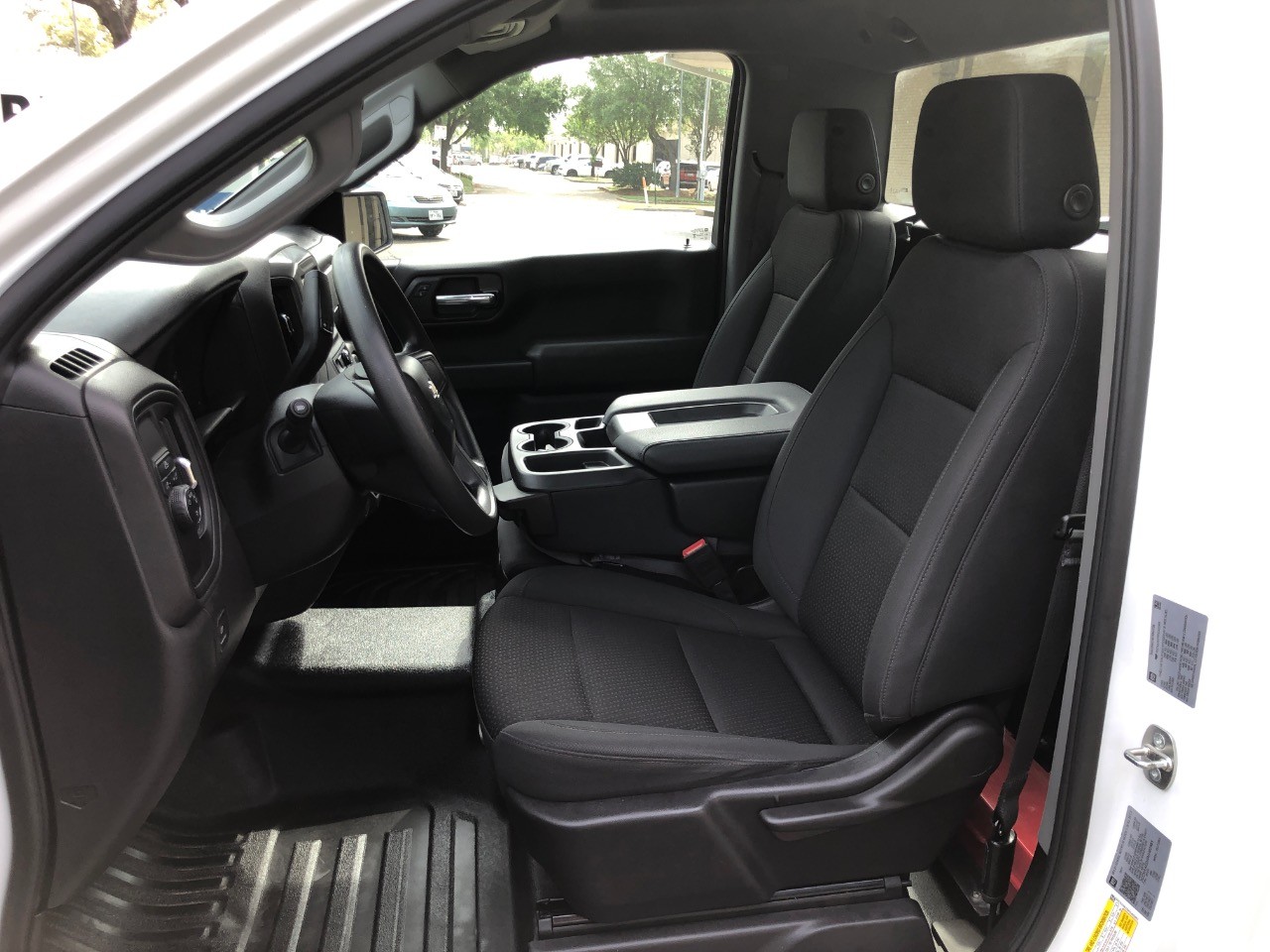 2024 Chevrolet Silverado 1500 2WD Reg Cab 140 Work Truck photo