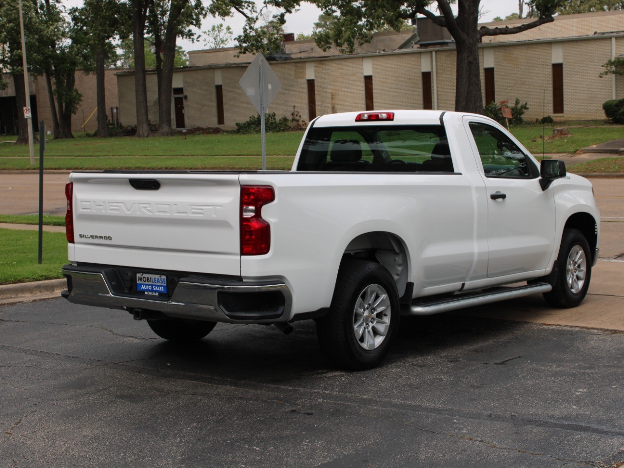 2024 Chevrolet Silverado 1500 2WD Reg Cab 140 Work Truck photo