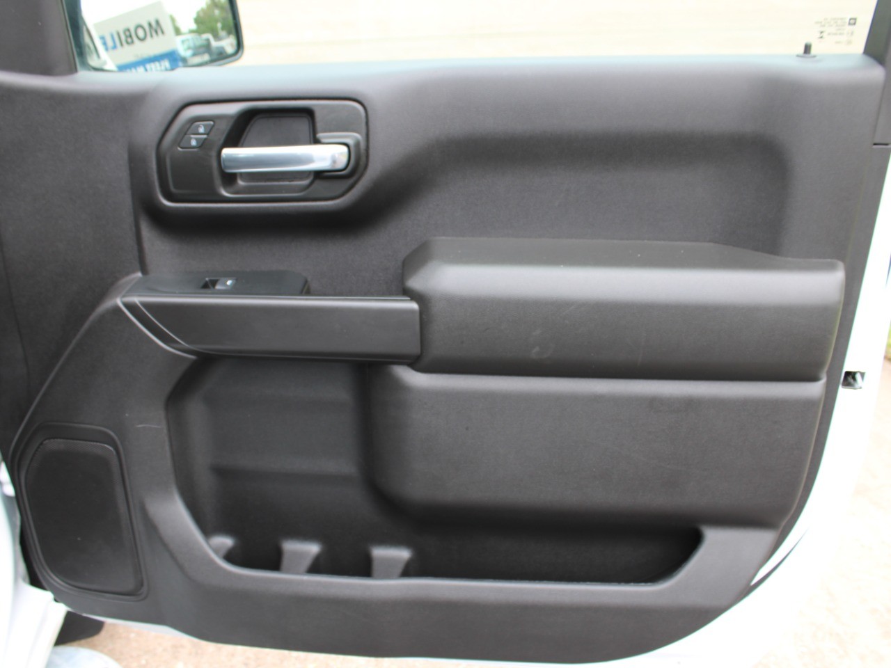 2024 Chevrolet Silverado 1500 2WD Reg Cab 140 Work Truck photo