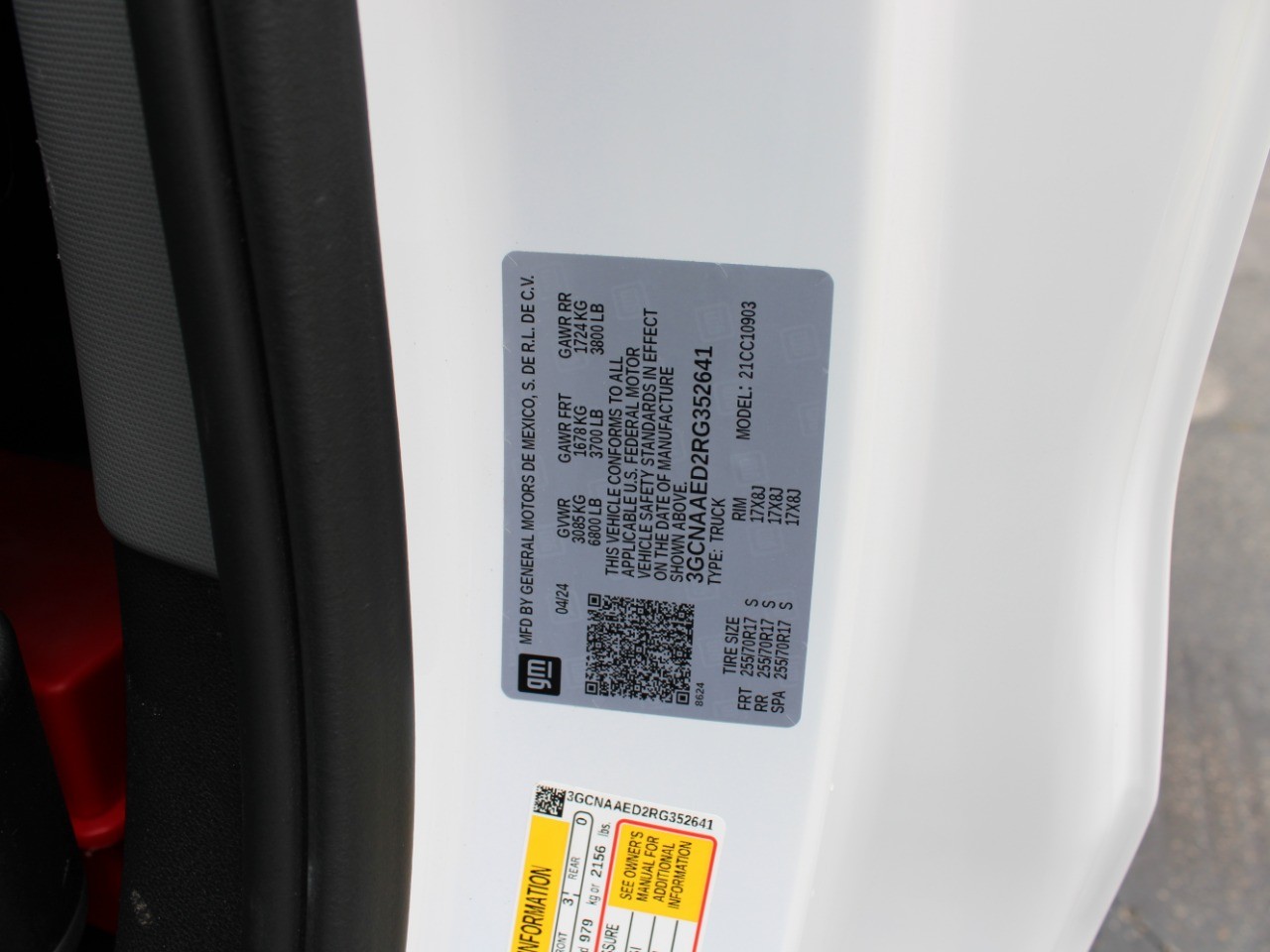 2024 Chevrolet Silverado 1500 2WD Reg Cab 140 Work Truck photo