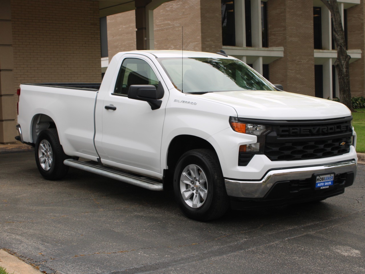 2024 Chevrolet Silverado 1500 2WD Reg Cab 140 Work Truck photo