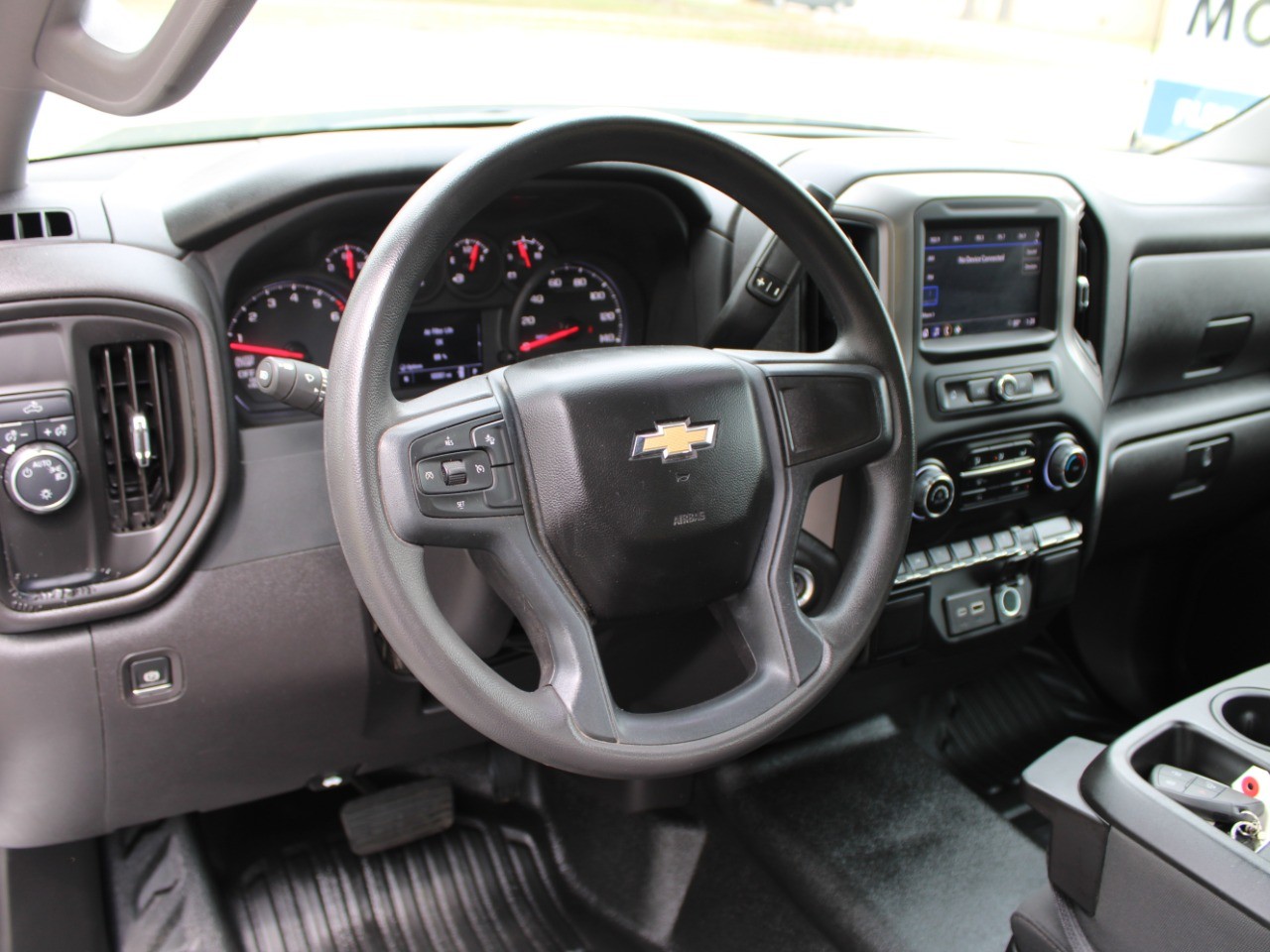 2024 Chevrolet Silverado 1500 2WD Reg Cab 140 Work Truck photo