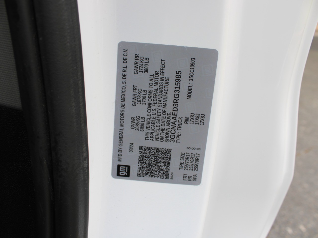 2024 Chevrolet Silverado 1500 2WD Reg Cab 140 Work Truck photo