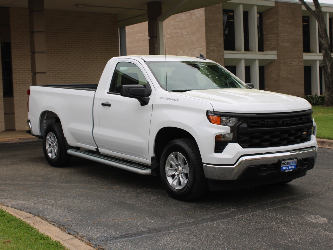 2024 Chevrolet Silverado 1500 2WD Reg Cab 140 Work Truck photo