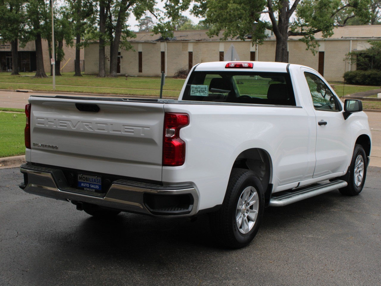 2024 Chevrolet Silverado 1500 2WD Reg Cab 140 Work Truck photo