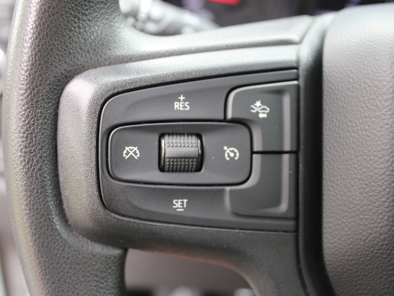 2024 Chevrolet Silverado 1500 2WD Reg Cab 140 Work Truck photo