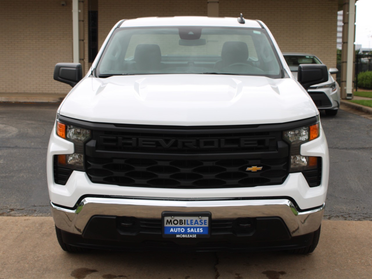 2024 Chevrolet Silverado 1500 2WD Reg Cab 140 Work Truck photo