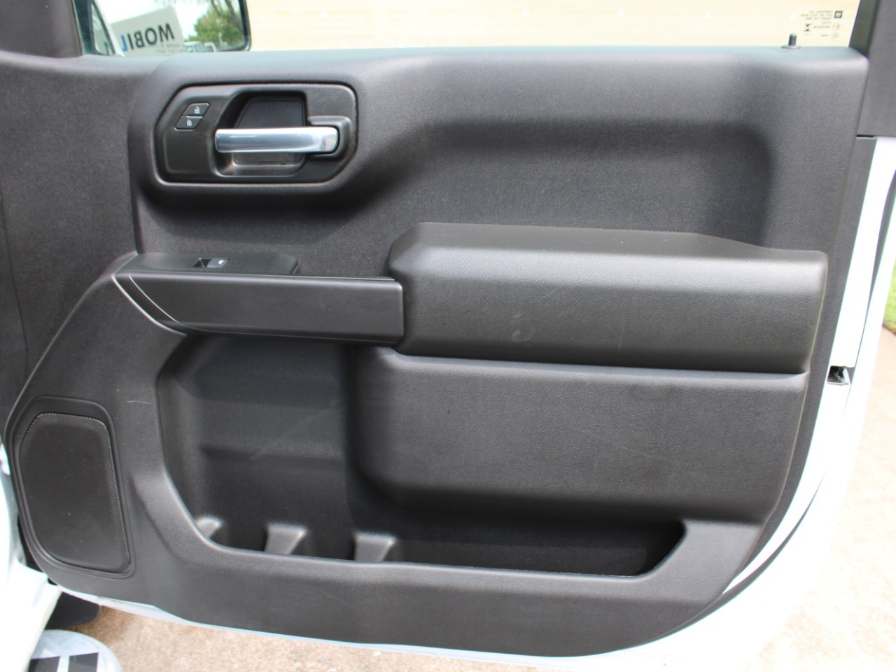 2024 Chevrolet Silverado 1500 2WD Reg Cab 140 Work Truck photo