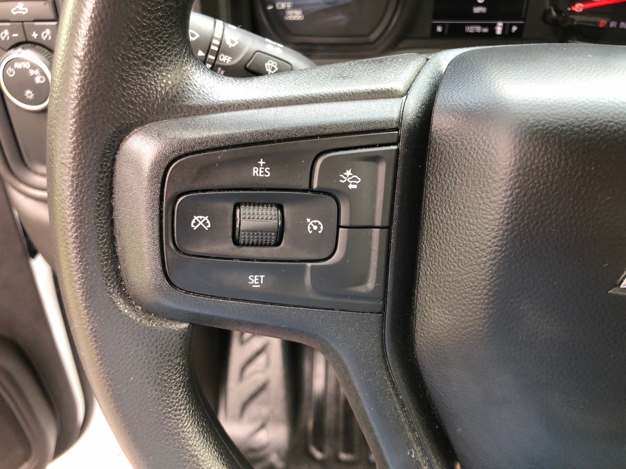 2024 Chevrolet Silverado 1500 2WD Reg Cab 140 Work Truck photo