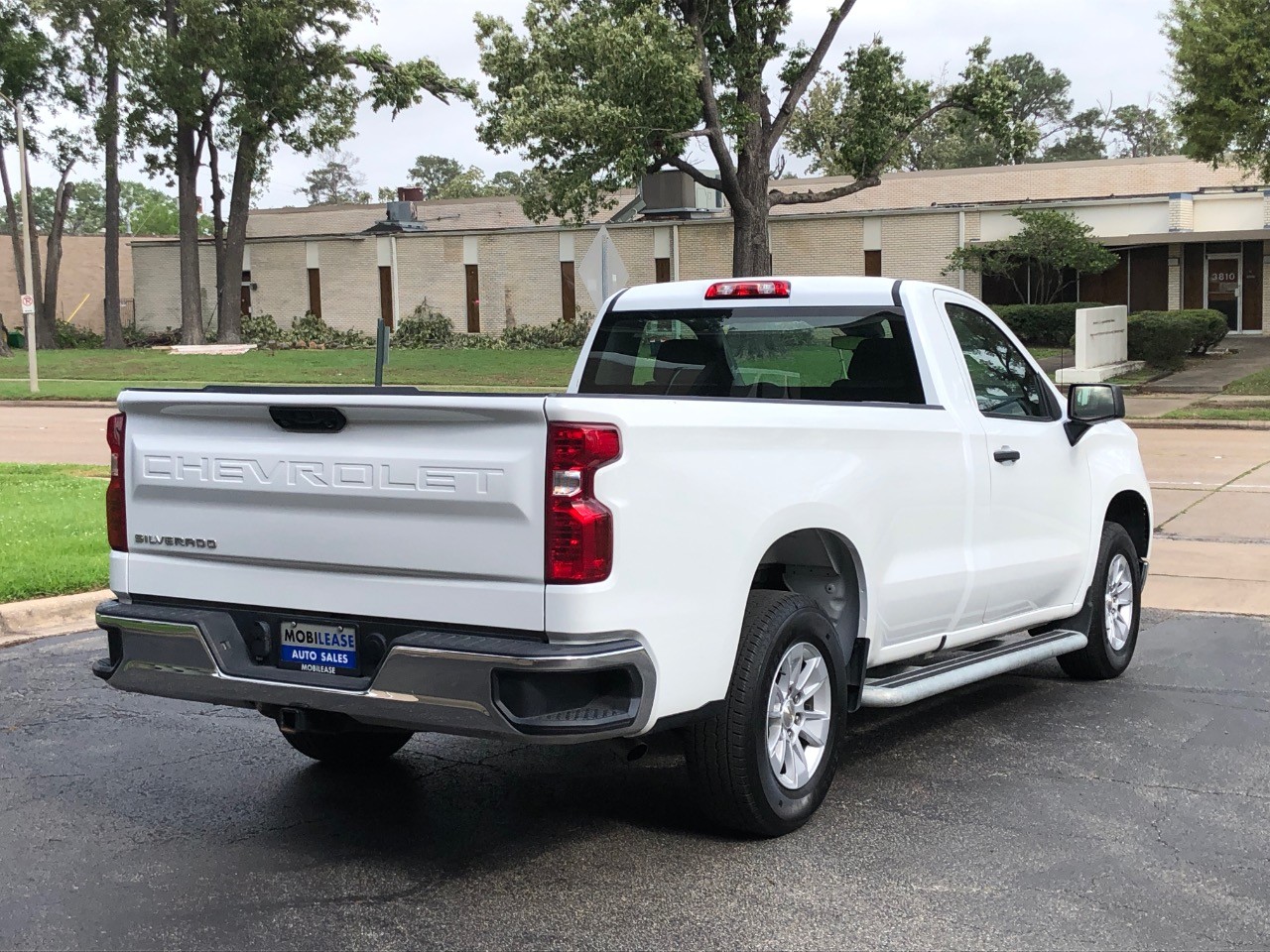 2024 Chevrolet Silverado 1500 2WD Reg Cab 140 Work Truck photo