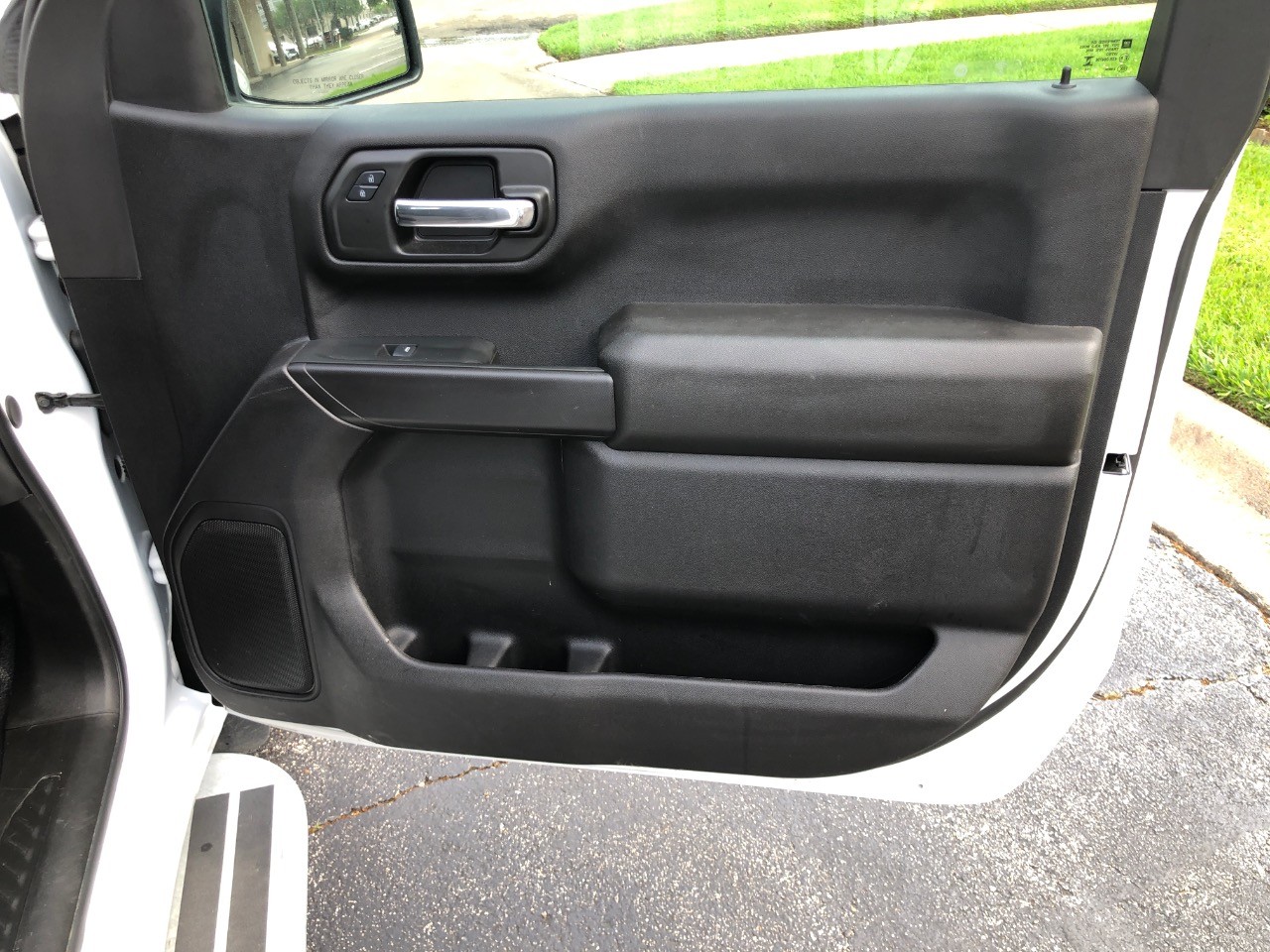 2024 Chevrolet Silverado 1500 2WD Reg Cab 140 Work Truck photo