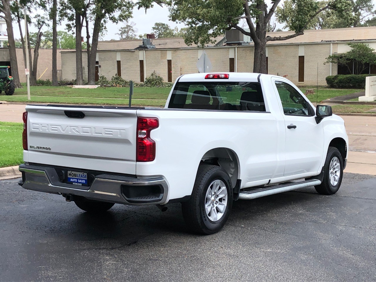 2024 Chevrolet Silverado 1500 2WD Reg Cab 140 Work Truck photo