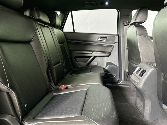 2020 Volkswagen Atlas Cross Sport 3.6L V6 SE w/Technology photo