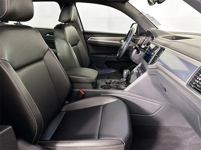 2020 Volkswagen Atlas Cross Sport 3.6L V6 SE w/Technology photo