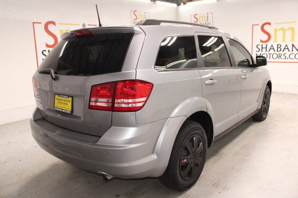 2020 Dodge Journey SE Value FWD photo