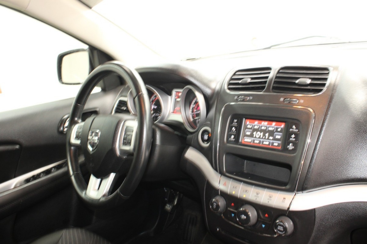 2020 Dodge Journey SE Value FWD photo