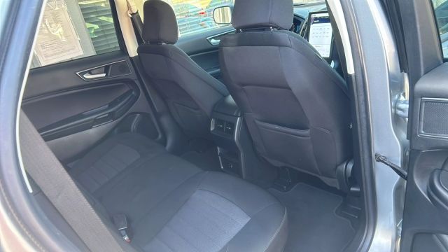 2022 Ford Edge SE Sport Utility 4D photo