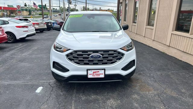 2019 Ford Edge SE Sport Utility 4D photo