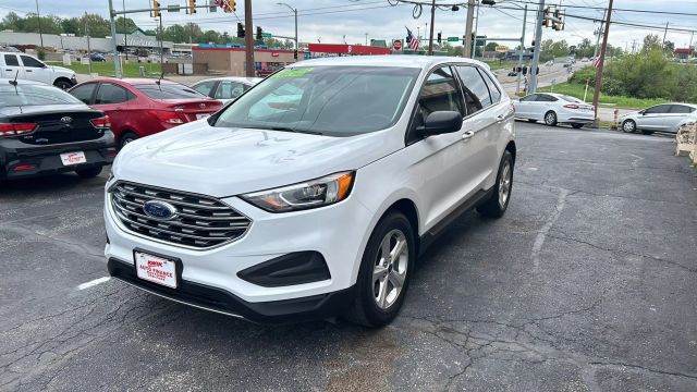 2019 Ford Edge SE Sport Utility 4D photo