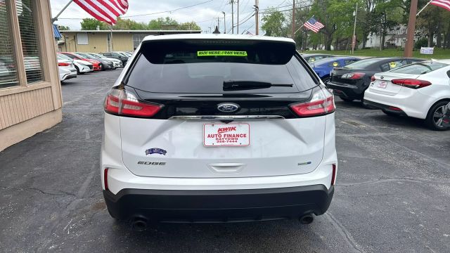2019 Ford Edge SE Sport Utility 4D photo